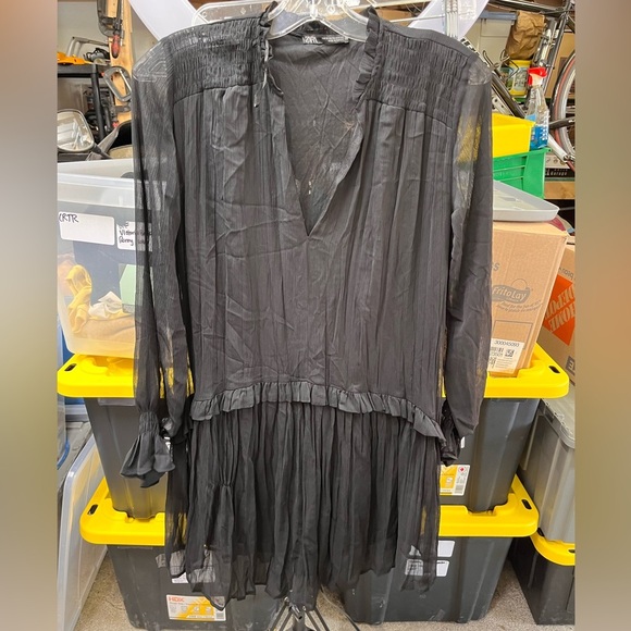 NWOT ZARA Black Voluminous Dress XS - Picture 2 of 3